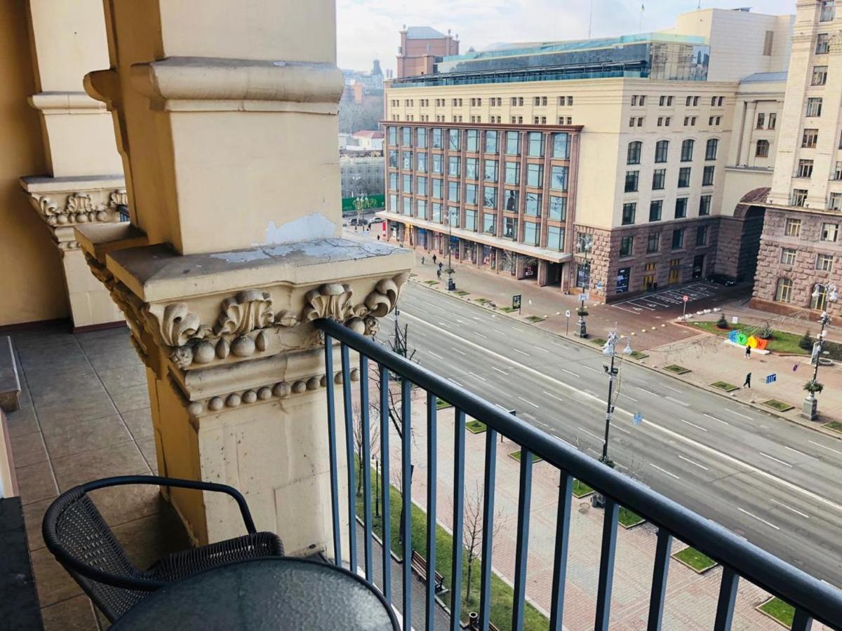 Amazing View Of Khreshchatyk! เคียฟ ภายนอก รูปภาพ